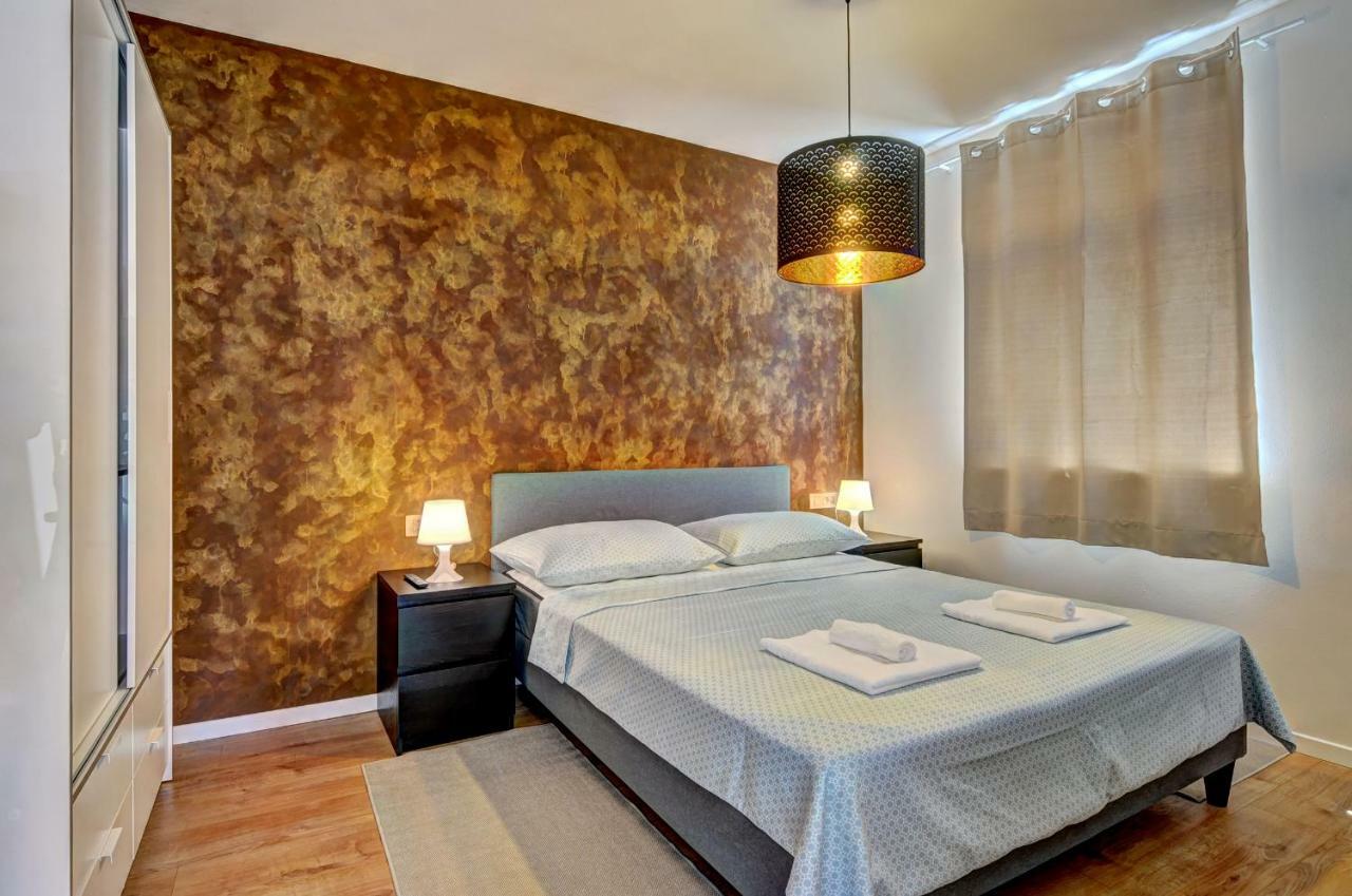 شقة Apartman M بولا المظهر الخارجي الصورة