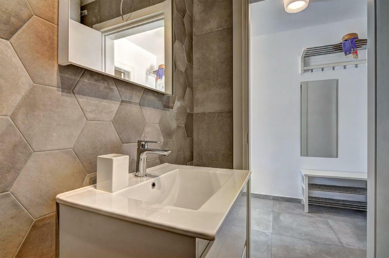 شقة Apartman M بولا المظهر الخارجي الصورة